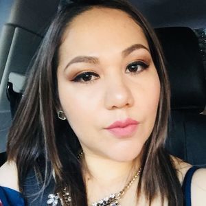 Meet your Posher, Ana celia